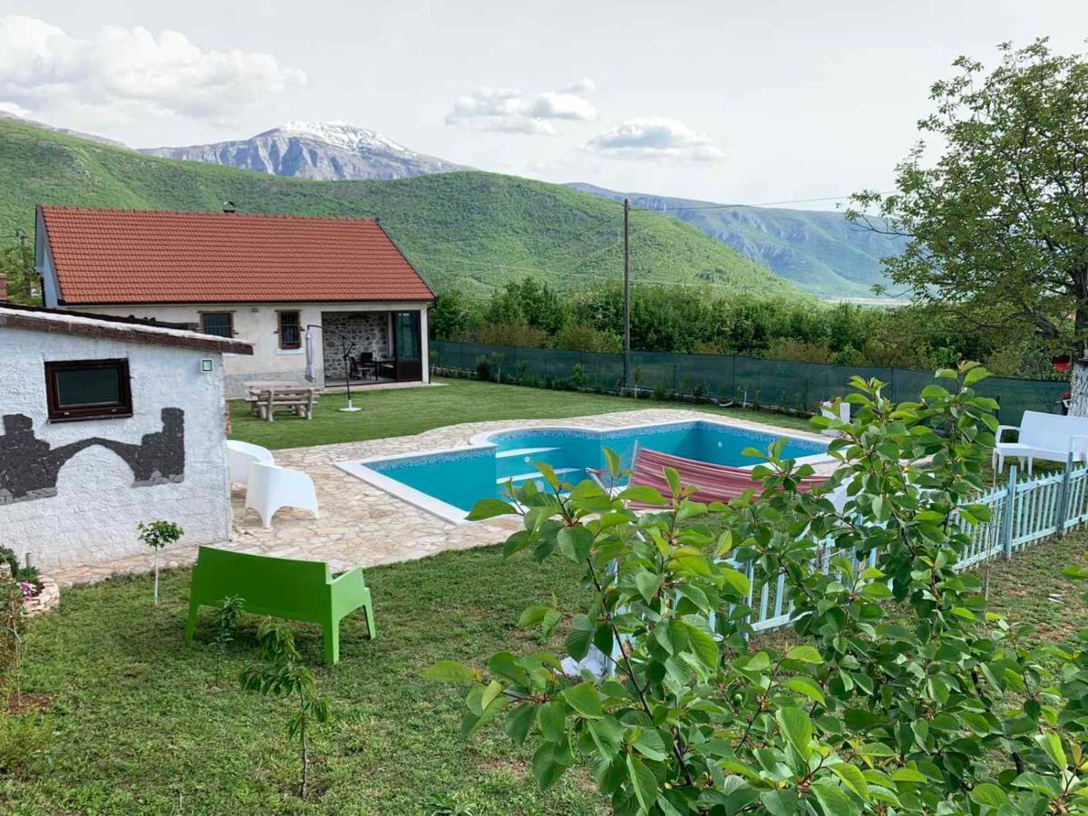 Silent Village Villa With Swimming Pool 莫斯塔尔 外观 照片